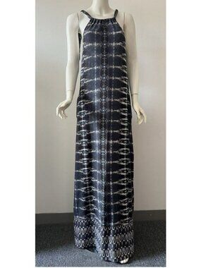Athleta Halter Maxi Dress XS Black & White Abstract Print With Built-In Bra